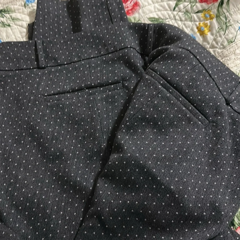 Loft Llus 26W Polysester viscose blend dress pants pin dot dark gray - Picture 3 of 4
